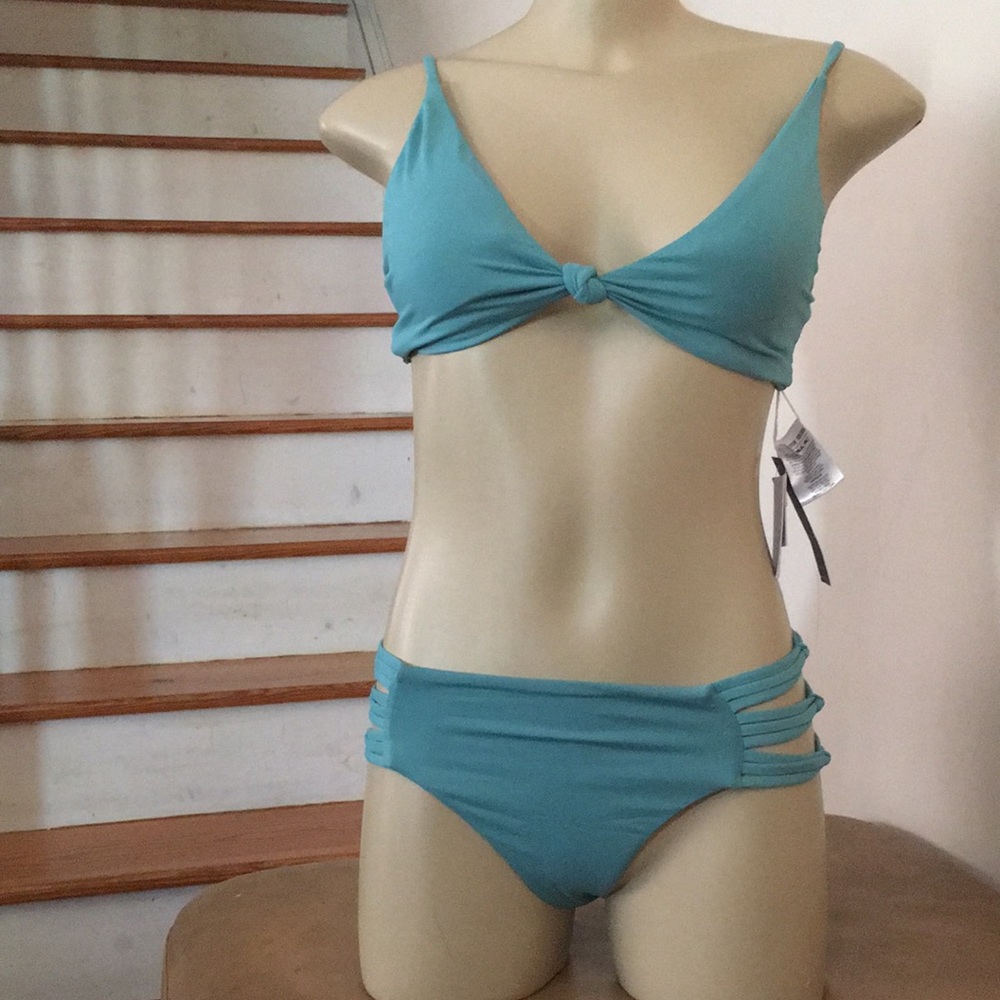 Brand New O’Neill swim